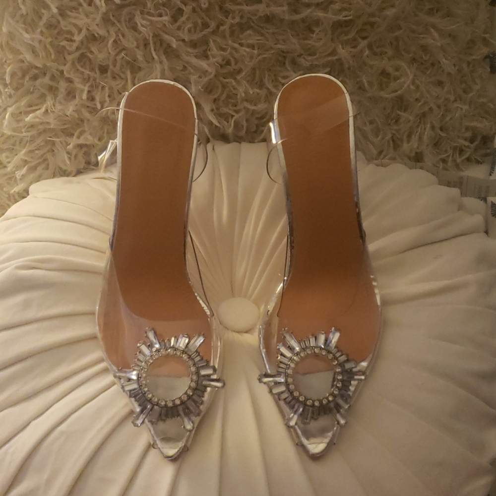 Jeweled Peep Toe Pump
